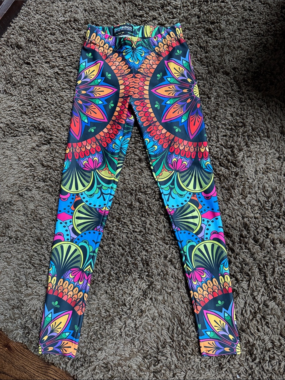 Gearbunch colorful mandala yoga pants / leggings. Size small.